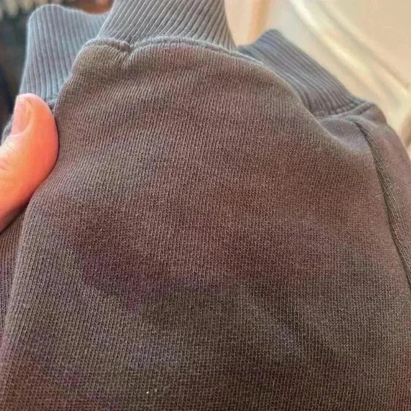 RVCA Sweatshirt-Sz L - Picture 5 of 5